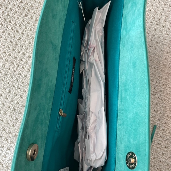 Beautiful turquoise chain purse or can be worn as a Clutch, NWT - Picture 3 of 8